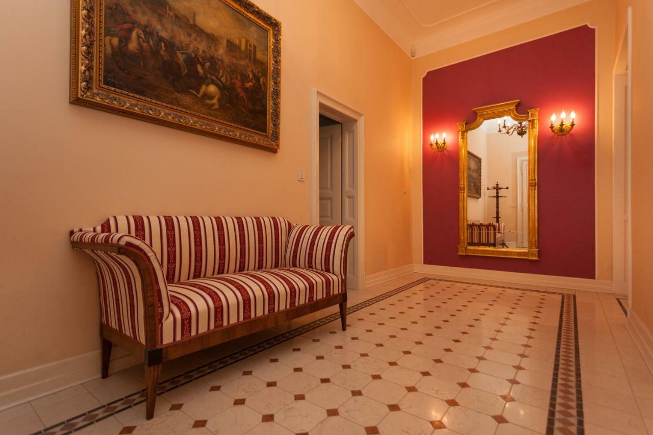 Filip'S Palace Luxurious Apartment Ljubljana Exterior photo